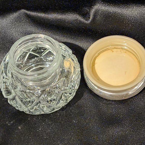 Vintage Avon Vanity Glass Jar with Silver Tone Metal Lid - Picture 5 of 8